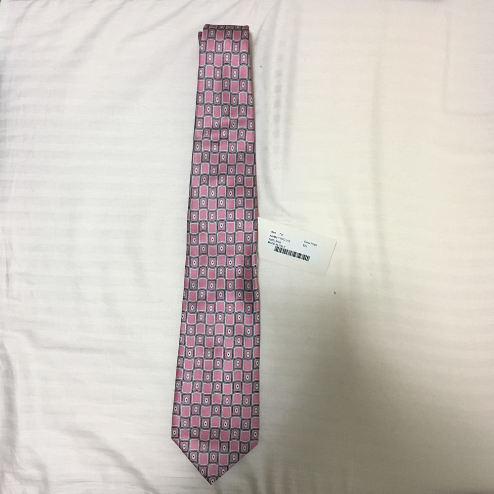 Italian Men's Pink Tie 100% Silk - Picture 4 of 4